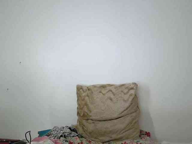 Sinfulpetite2 webcam