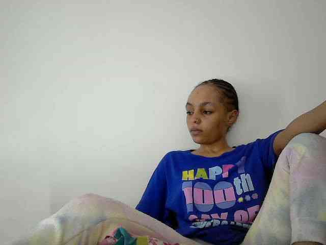 Sinfulpetite2 webcam