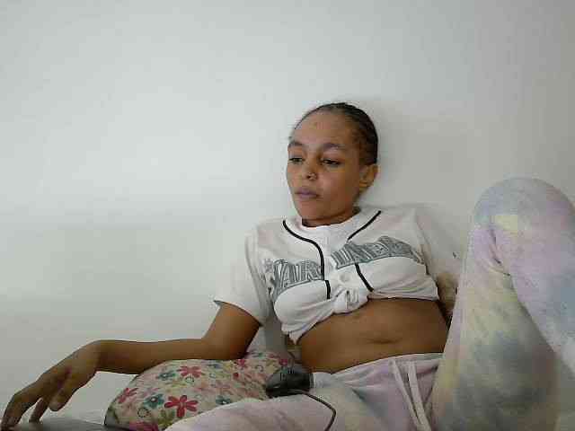 Sinfulpetite2 Sinfulpetite2