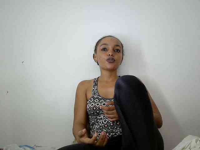 Sinfulpetite2 Live Webcam on BongaCams