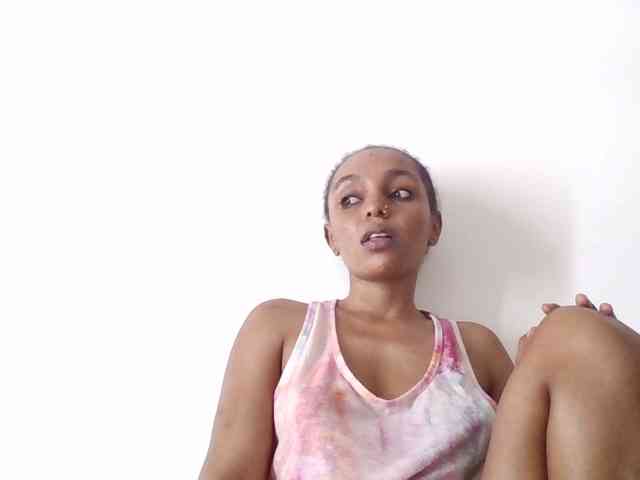 Sinfulpetite2 webcam