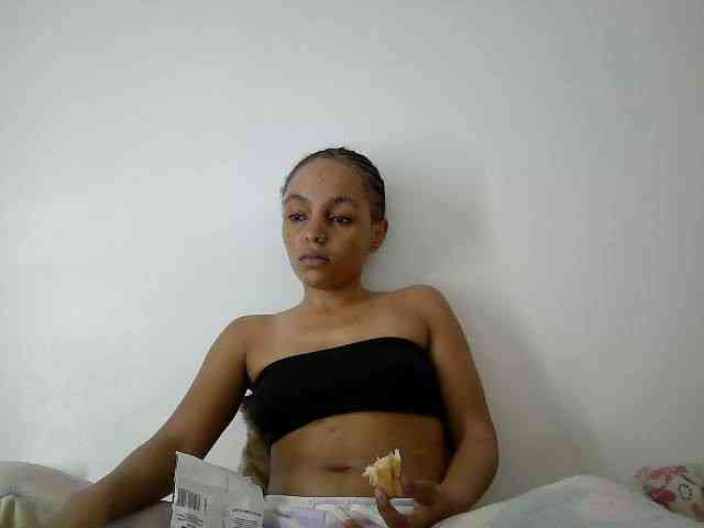 Sinfulpetite2 webcam