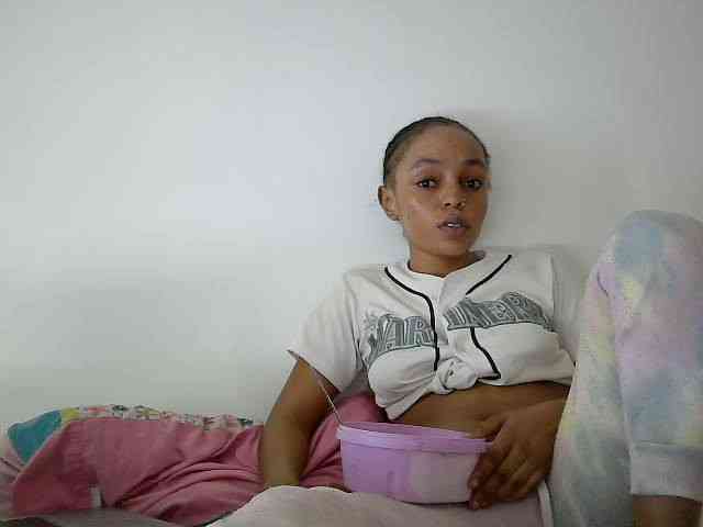 Sinfulpetite2 webcam