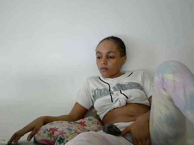 Sinfulpetite2 webcam