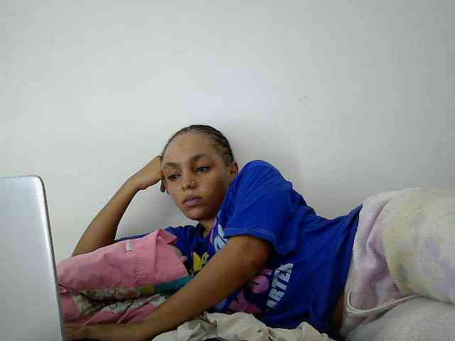 Sinfulpetite2 webcam