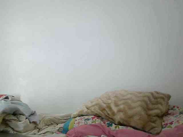 Sinfulpetite2 webcam