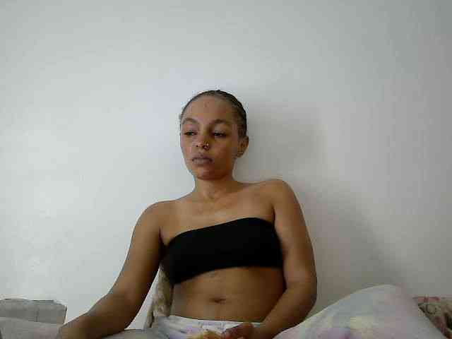 Sinfulpetite2 webcam