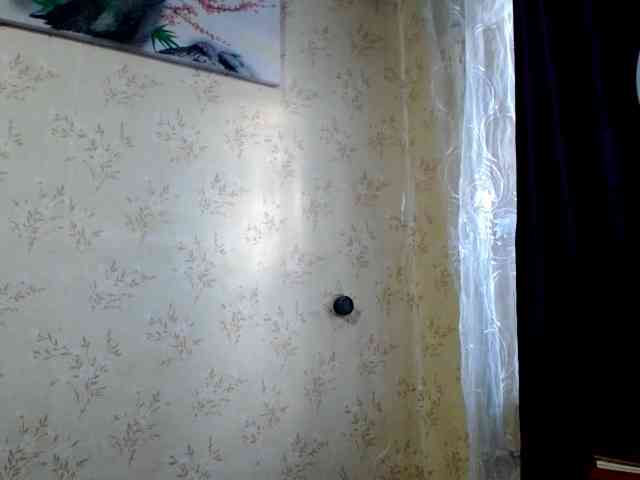 Bombshellnika webcam