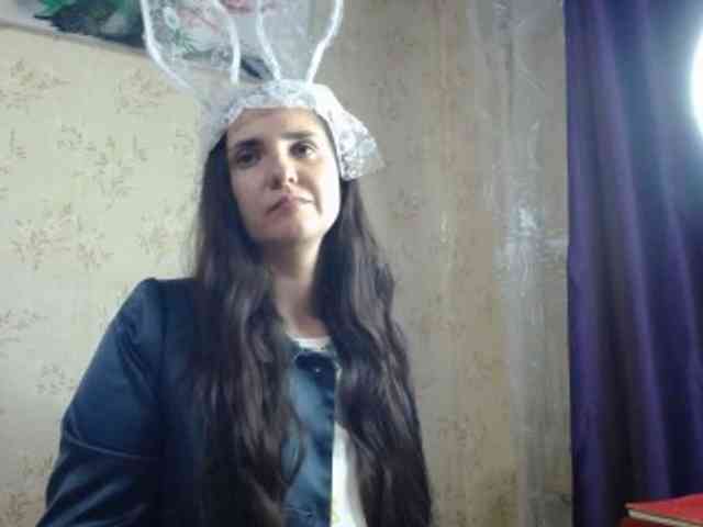 Bombshellnika webcam