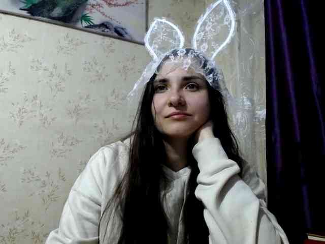 Bombshellnika webcam