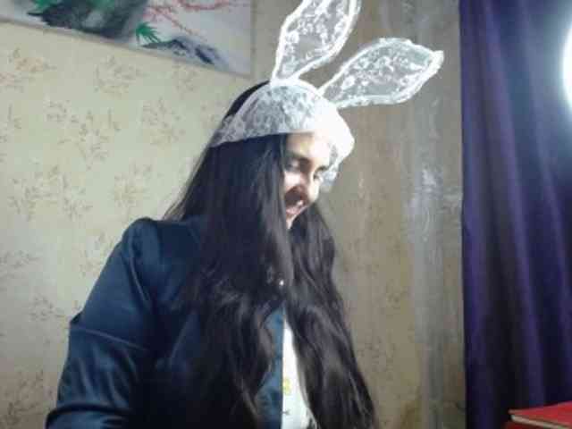 Bombshellnika webcam