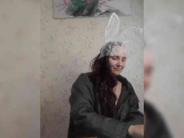 Bombshellnika webcam