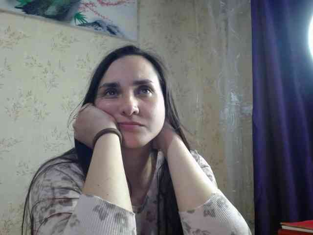 Bombshellnika webcam