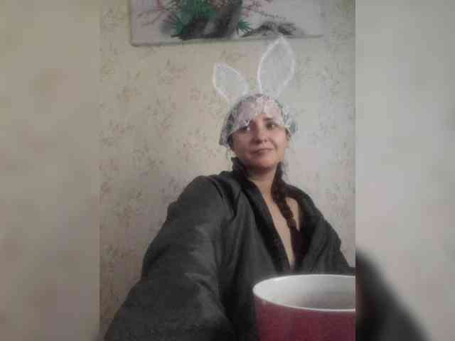 Bombshellnika webcam