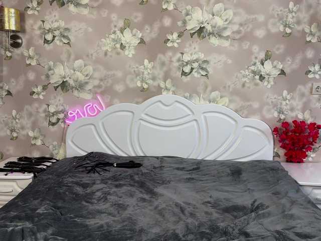 Your-Night-Fury's BongaCams show and profile