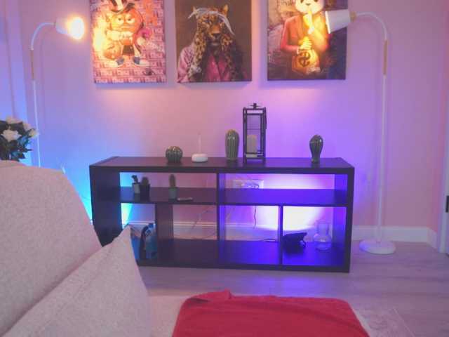 OlyviaDelight's BongaCams show and profile