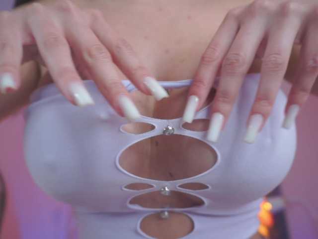 OlyviaDelight's BongaCams show and profile