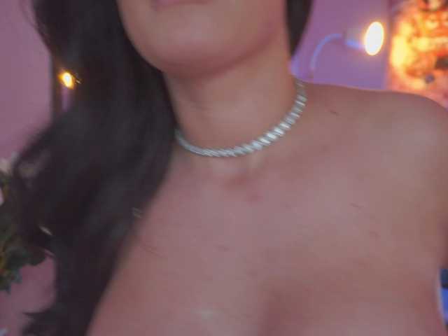 OlyviaDelight's BongaCams show and profile