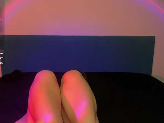 EvaPinklove's BongaCams show and profile