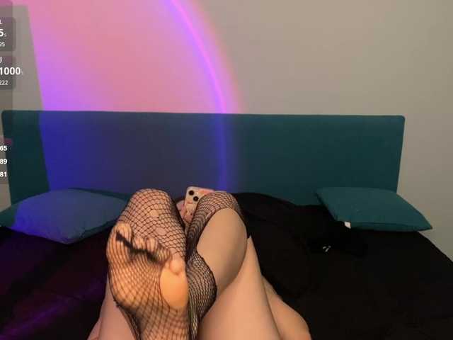 EvaPinklove's BongaCams show and profile