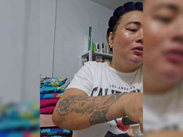 LovelyLadyBoyXXX Live Webcam on BongaCams