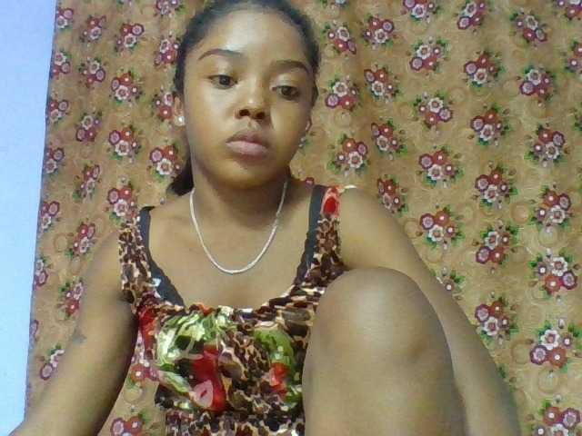 Elysa7 Live Cam on BongaCams