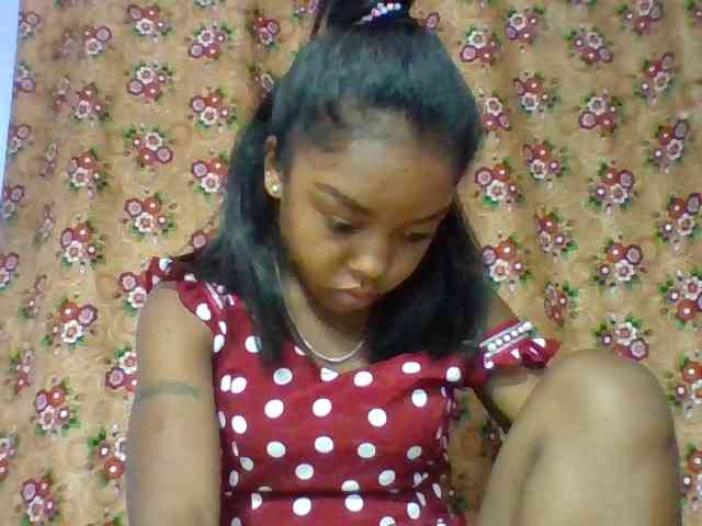 Elysa7 Live Webcam on BongaCams