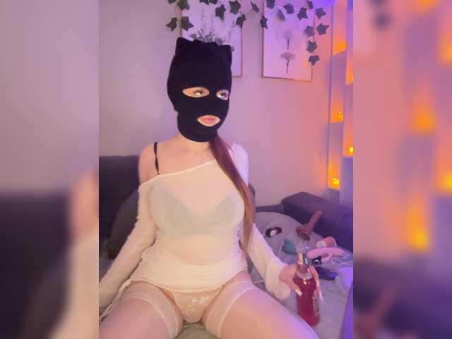 ExXXxstaZZZ's BongaCams show and profile