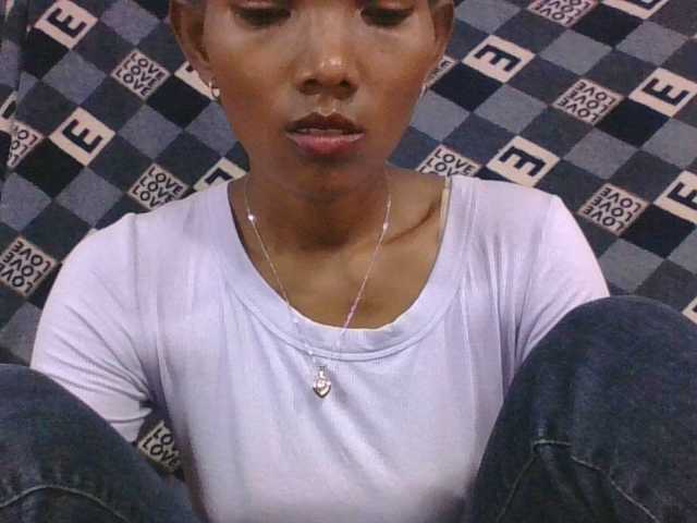 Lyah7a's BongaCams show and profile