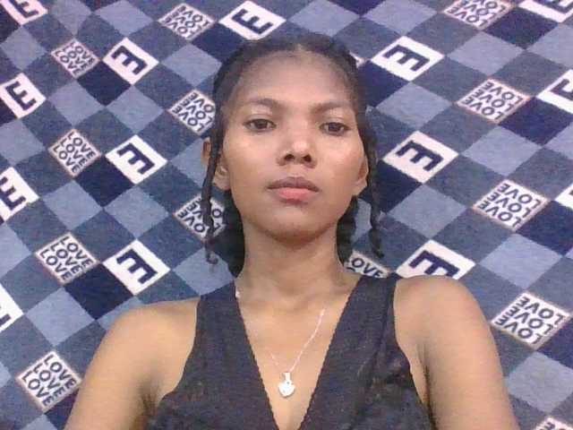 Lyah7a's BongaCams show and profile