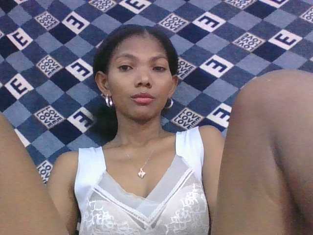 Lyah7a's BongaCams show and profile