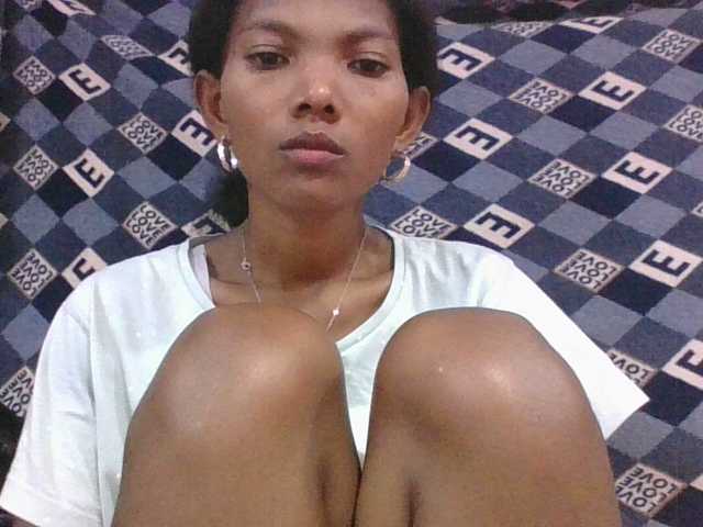 Lyah7a's BongaCams show and profile