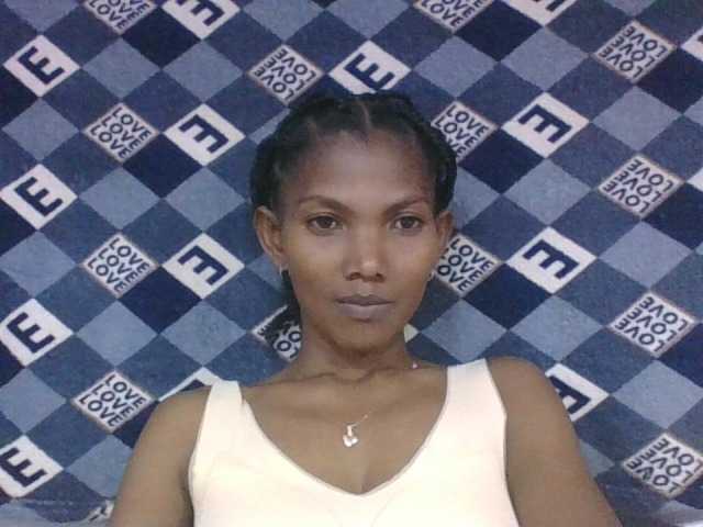 Lyah7a's BongaCams show and profile