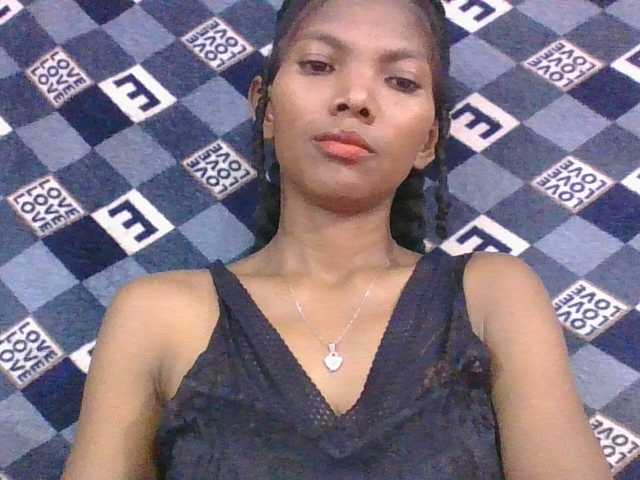 Lyah7a's BongaCams show and profile