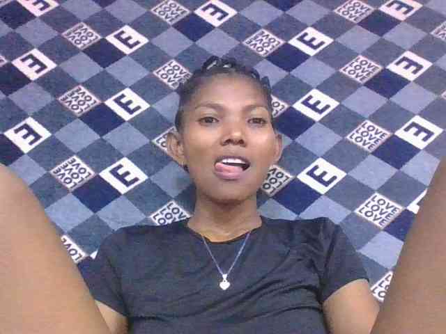 Lyah7a Live Webcam on BongaCams