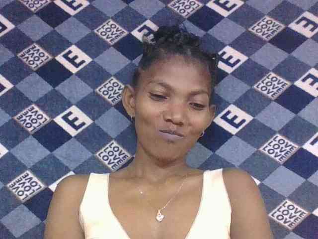 Lyah7a Live Webcam on BongaCams