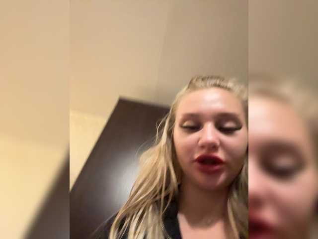 Vikos's BongaCams profile