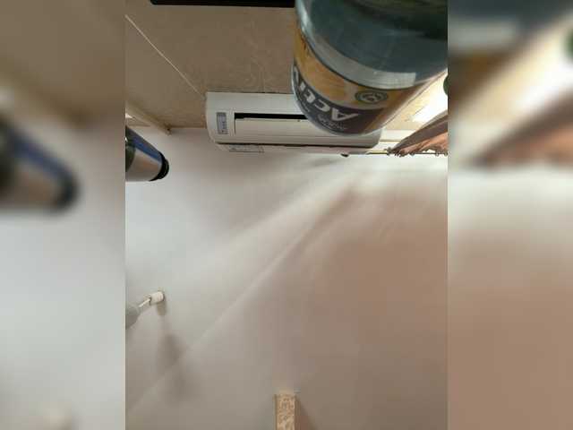 Vikos's BongaCams show and profile