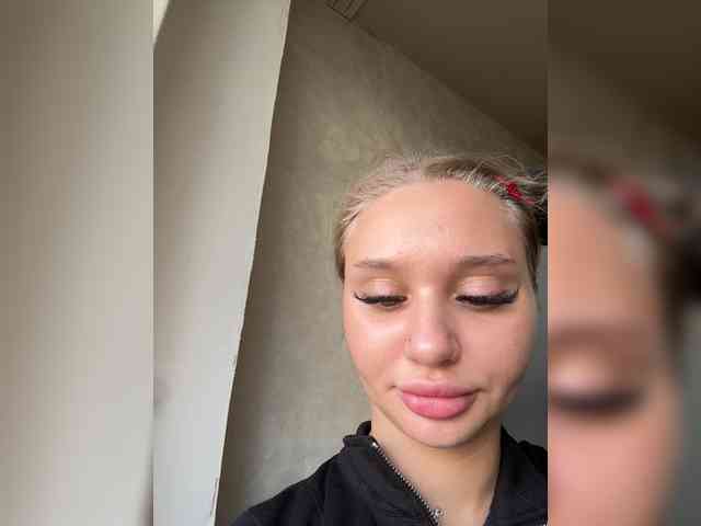 Vikos Live Webcam on BongaCams