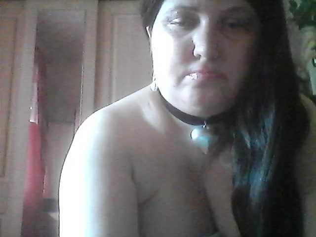 Irina-5a's BongaCams show and profile