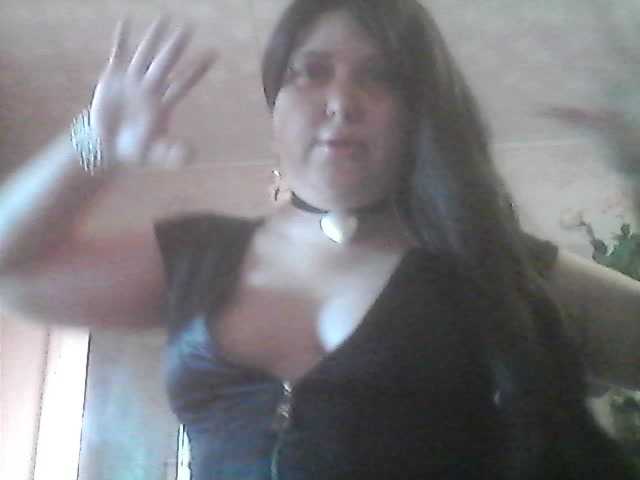 Irina-5a's BongaCams show and profile