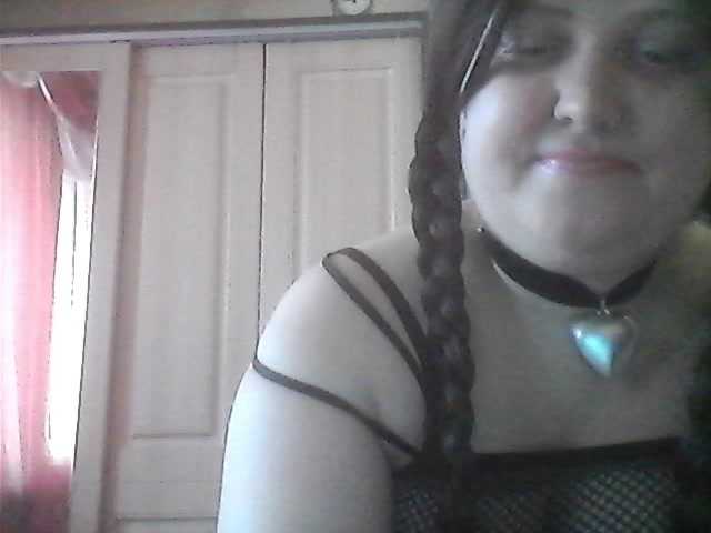 Irina-5a's BongaCams show and profile