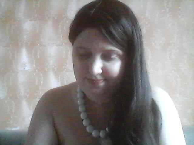 Irina-5a's BongaCams show and profile