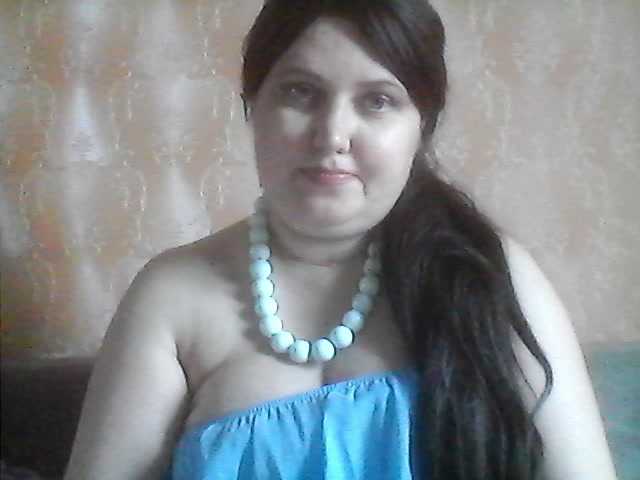 Irina-5a's BongaCams show and profile