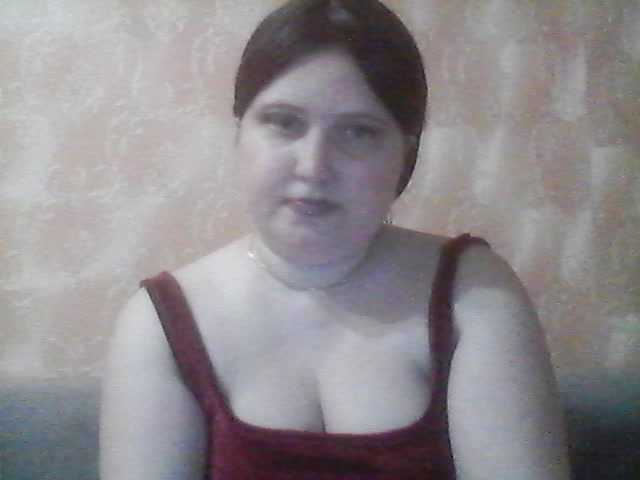 Irina-5a's BongaCams show and profile