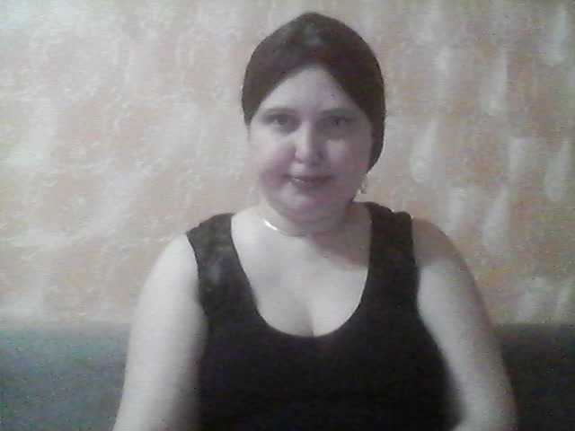 Irina-5a's BongaCams show and profile