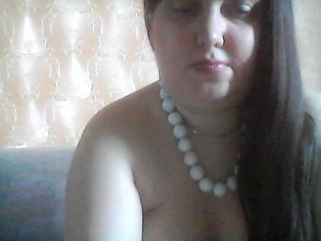 Irina-5a's BongaCams show and profile