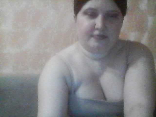 Irina-5a's BongaCams show and profile