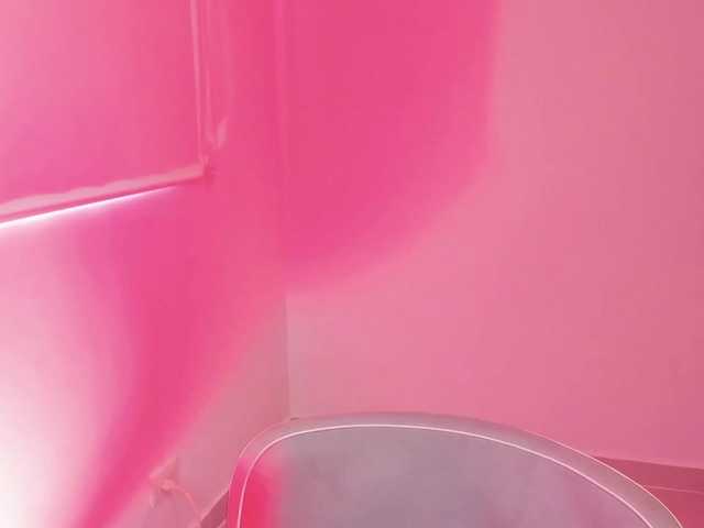 Rosth1's BongaCams show and profile