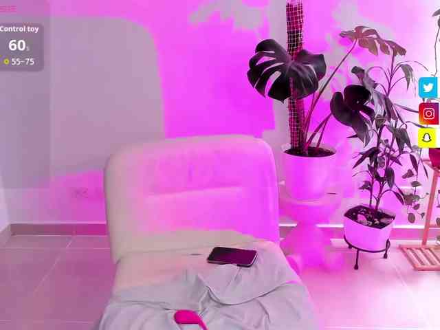 Rosth1 Live Webcam on BongaCams